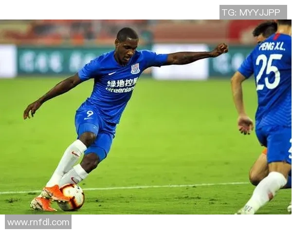 孙兴O的足球传奇之路：从青涩少年到国际巨星的成长故事