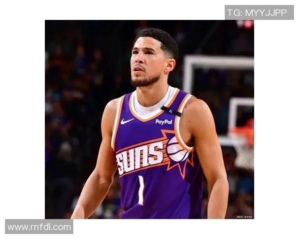 德文布克引领太阳队崛起展现超凡篮球才华与领袖魅力